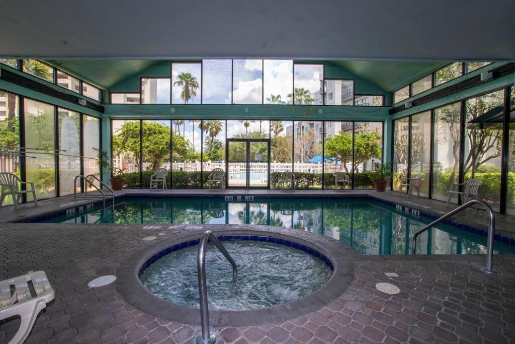Lakeview 2 Suites 6 Min Universal Studios Orlando Exterior photo