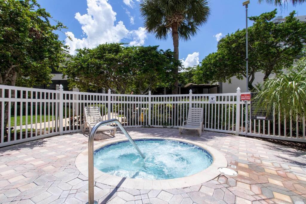Lakeview 2 Suites 6 Min Universal Studios Orlando Exterior photo